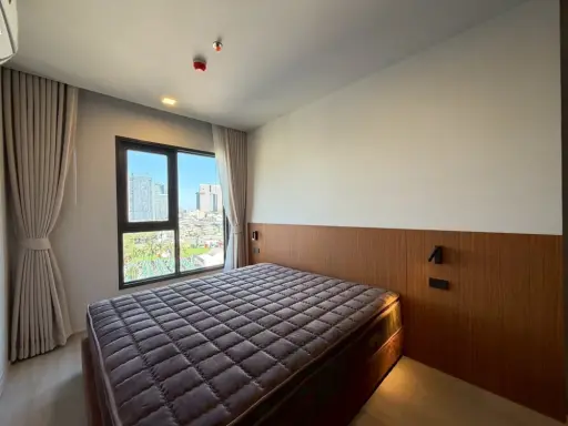 For rent: Life Phahon-Ladprao, North-facing unit, great location, beautiful view, fully furnished. Book now!