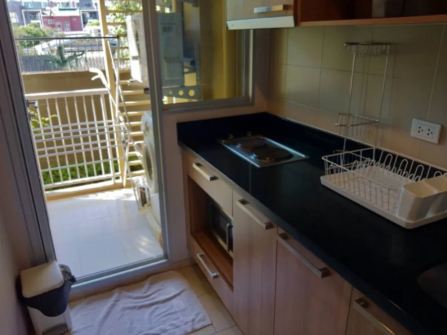 For rent Life @ Sukhumvit 65, fully furnished, ready to move in. Don't wait.