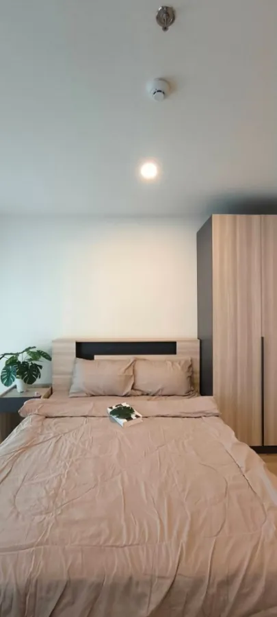 For rent, Lumpini Ville Chaengwattana-Pak Kret Station, simply decorated room, ready to move in, good price, don't miss it.