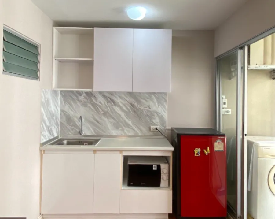 For sale, for rent, Lumpini Condo Town, Ram Intra-Lak Si, decorated room, nice to live in, fully furnished, ready to move in, hurry and reserve today.