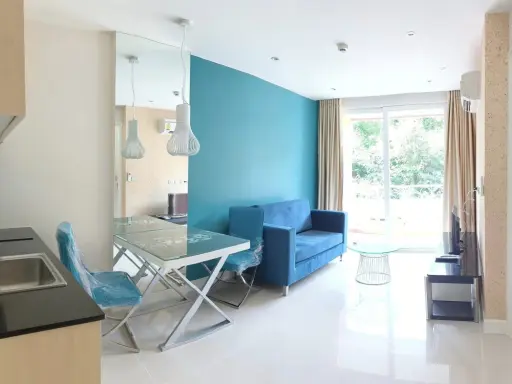 For rent, Grand Caribbean Resort, Pattaya (South Pattaya), corner room, not cramped, not cramped, with wallpaper, hurry to reserve. images
