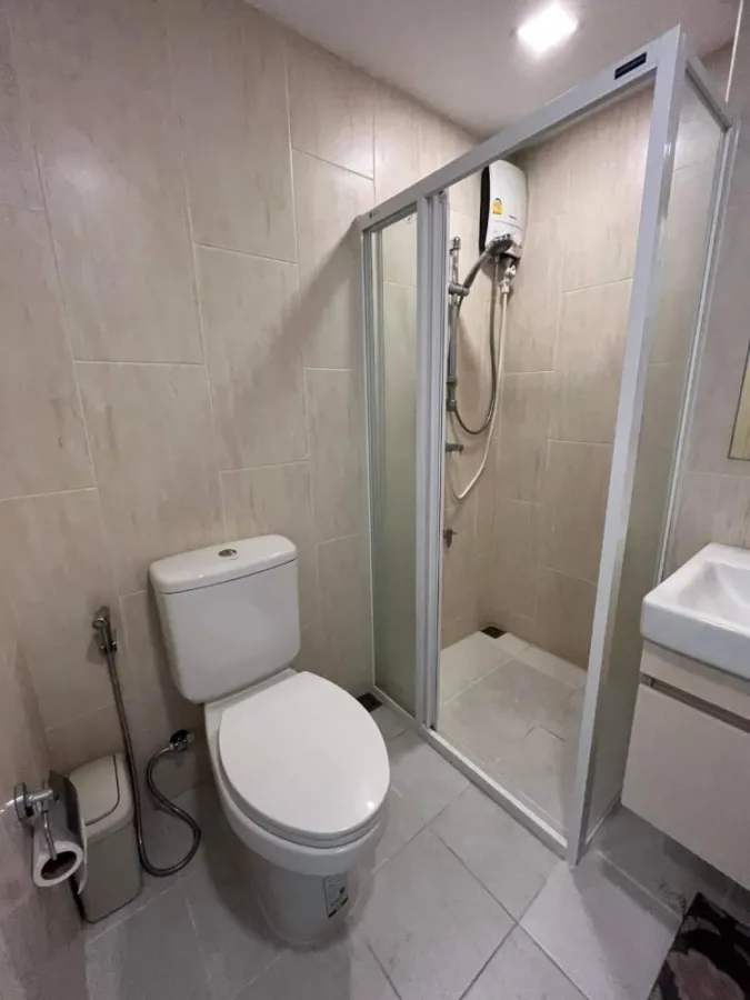For sale, rent, Atmoz Ladprao 71, 4th floor, complete electrical appliances, very good price, one bag can move in.