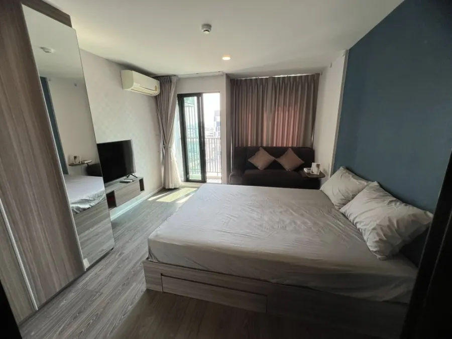 For sale or rent: The Origin Ramintra 83 Station. Nice rooms, complete amenities. Book now! Don't miss this opportunity.