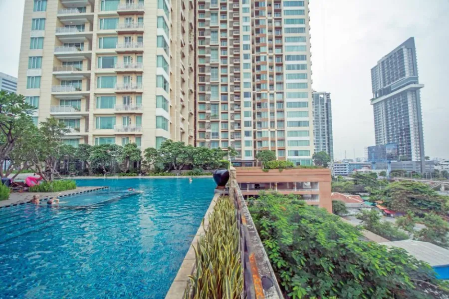 ให้เช่า คอนโด เอ็มไพร์ เพลส สาทร – นราธิวาส เป็นห้องDuplex สวยมากพื้นที่เยอะ ส่วนกลางหรูหรา น่าอยู่