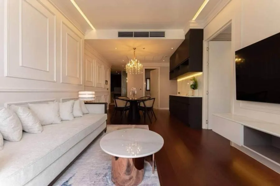 For rent, Khun By YOO, spacious room, Buit-In, LUXURY style, beautiful, luxurious, extremely livable. If you don't reserve, you'll regret it.