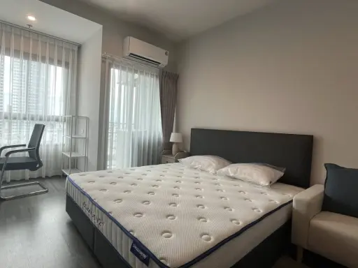 For rent condo Ideo Ramkhamhaeng - Lam Sali Station, nice room, fully furnished, appliances included, come and reserve now.