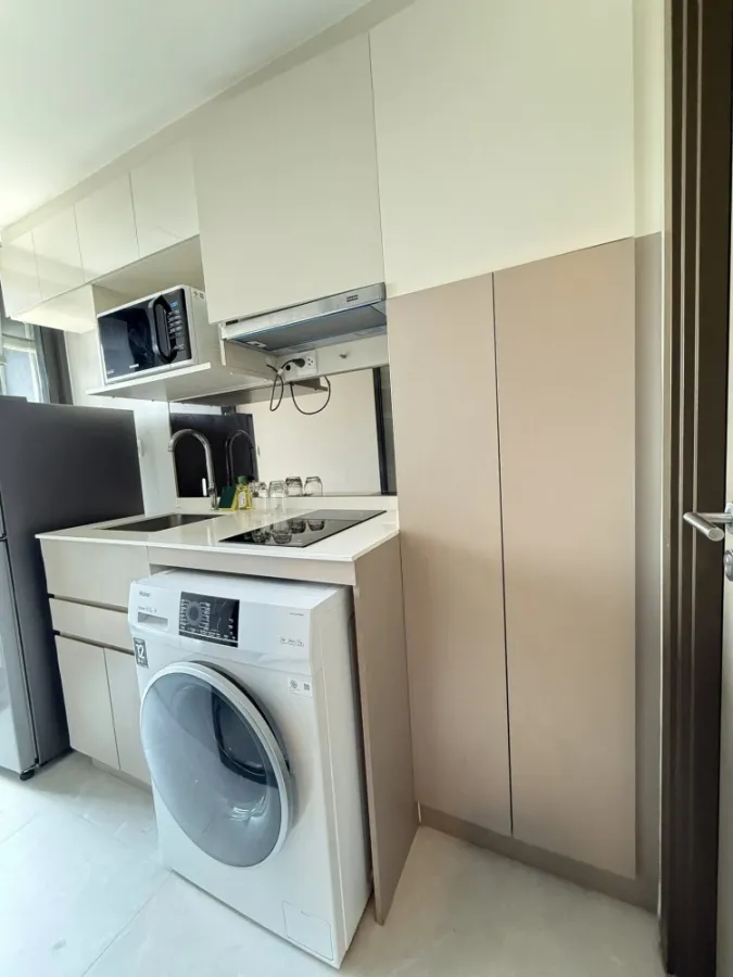 Condo for rent: The Privacy S101. Ready to move in, fully furnished. Book today! Don't miss out!