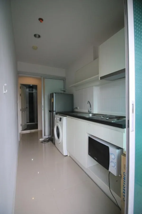 For rent, Aspire Rama 9, 1 bedroom, 1 bathroom, balcony view north. with built-in washing machine, don't miss it