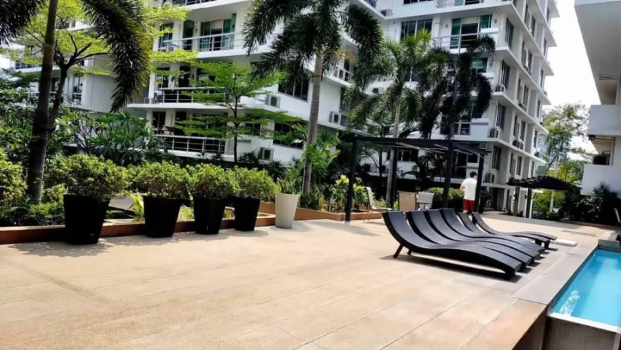 For rent!! Condo Waterford Sukhumvit 50, 4th floor, Building F, fully furnished. Ready to move in, don't miss it!!
