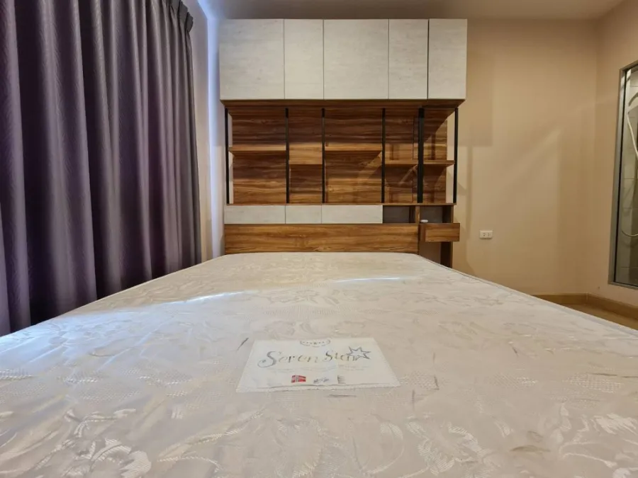 For rent, Motive Condo Sathorn - Wongwian Yai, 22nd floor, good view, nice decorated room. Fully furnished, reserve now