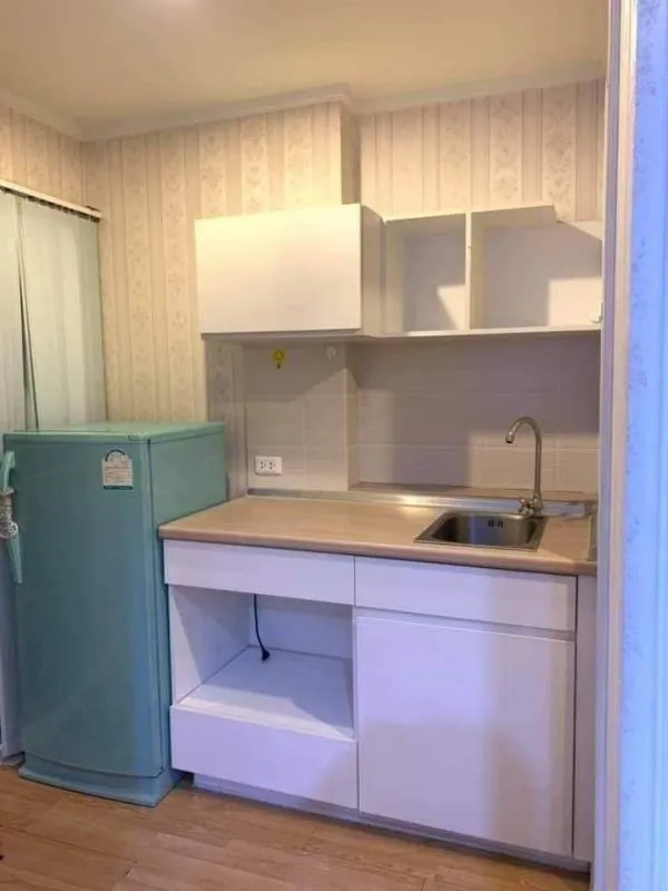 For Rent Lumpini Ville Chaengwatthana Pakkret ห้องกว้าง โซฟาใหญ่ รับแขกได้เยอะมาก