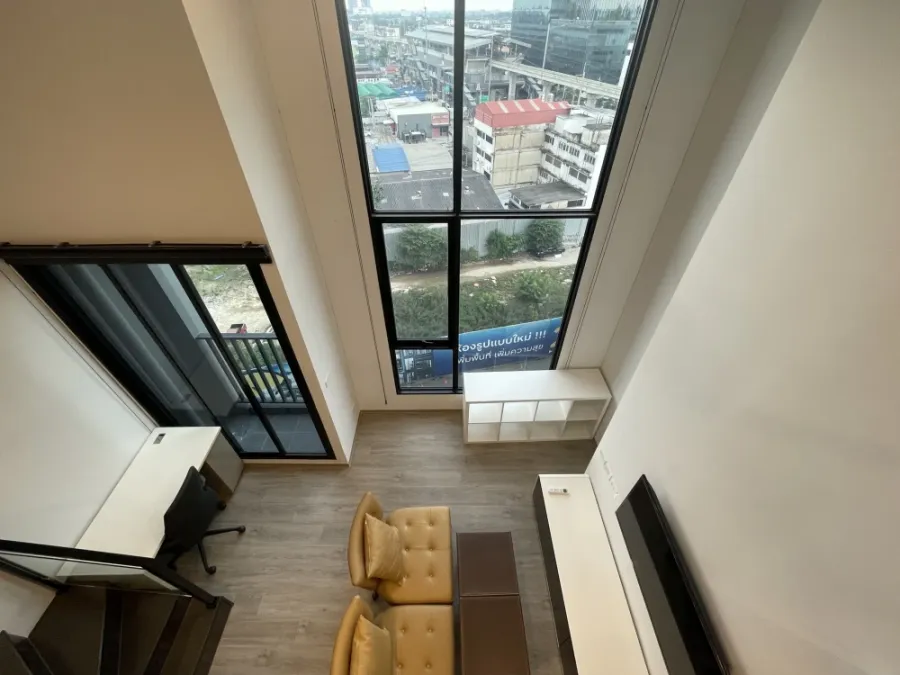 For rent: The Origin Plug & Play Ramintra, a lovely room with high, airy ceilings and a beautiful, unblocked view. Reserve now!