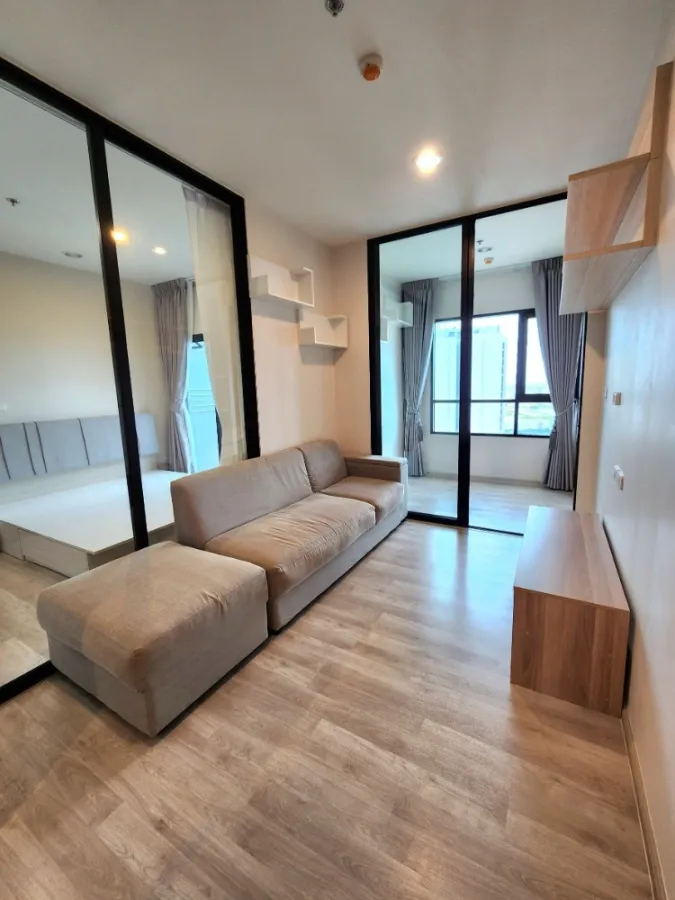 For sale: Niche Mono Mega Space Bangna, 31st floor, high floor, beautiful room, fully furnished, ready to move in, buy now, urgent.