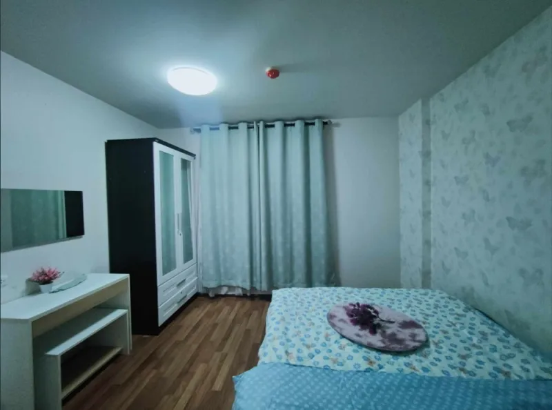 For rent คอนโด ยู หัวหมาก สเตชั่น ห้องกว้างขวาง ติดวอลเปเปอร์อย่างดี ราคาอย่างคุ้ม ต้องรีบมาจับจอง