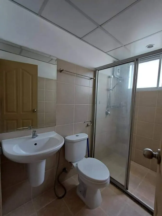 For rent: City Home Ratchada-Pinklao, 25th floor, spacious room. Comes fully furnished. Very good price. Book now.