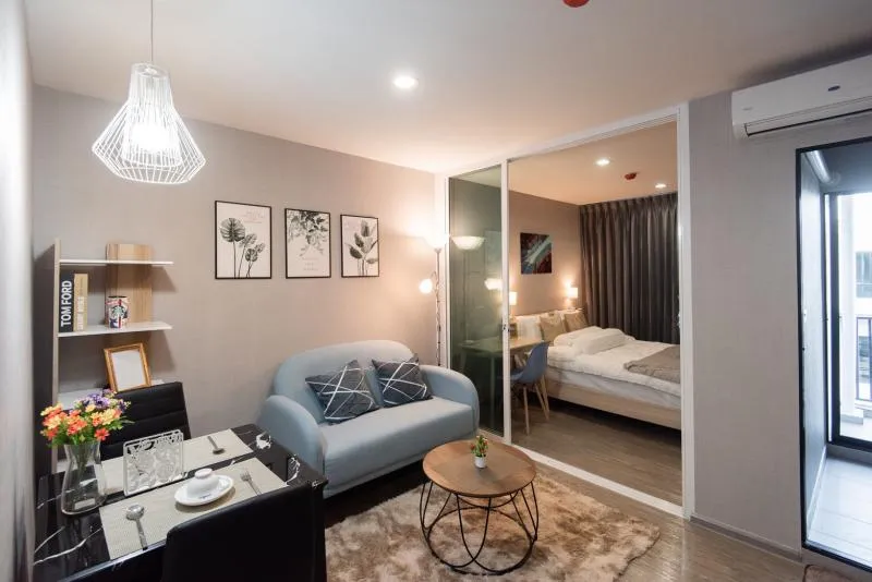 New condo for sale, Reach Phaholyothin 52, beautiful room, fully furnished, ready to move in, at a low price. Hurry up to reserve.