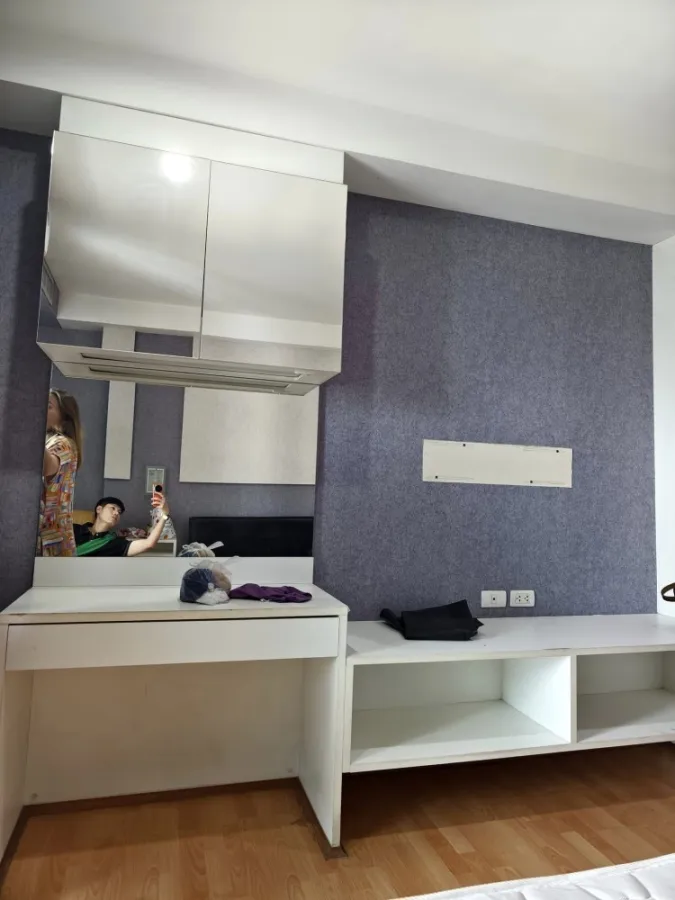 For sale: The Inspire Place, ABAC Rama 9, balcony view facing ABAC, no buildings blocking it, wallpaper installed throughout the room, hurry to reserv