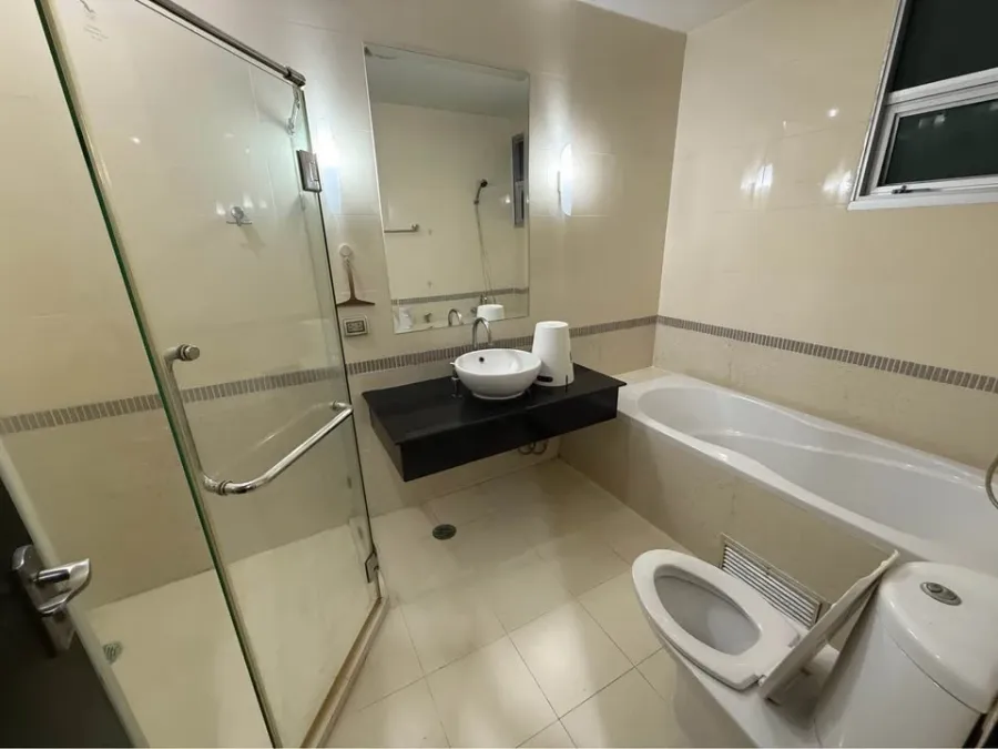 ให้เช่า Baan Klang Krung Siam-Pathumwan ห้องกว้างพื้นที่ใช้สอยเยอะ ทำเลดี เดินทางสะดวก รีบจองเลยจ้า
