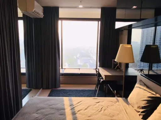 Condo for sale M Jatujak, high floor, clear view, very comfortable for the eyes, room decorated in Modern Style, can reserve first come first serve.