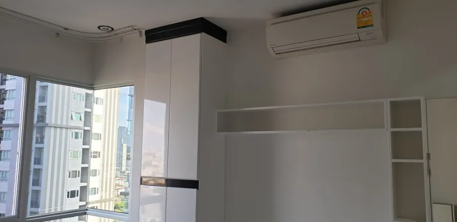 For sale, for rent, The President Sathorn-Ratchapruek, 2nd floor, 19th floor, large sofa, complete electrical appliances, book now, urgent.