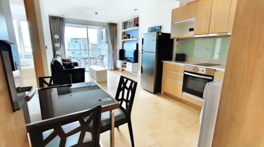 The Cliff for sale, room decorated with fully furnished. The balcony has a beautiful sea view. Reserve first, get first served.