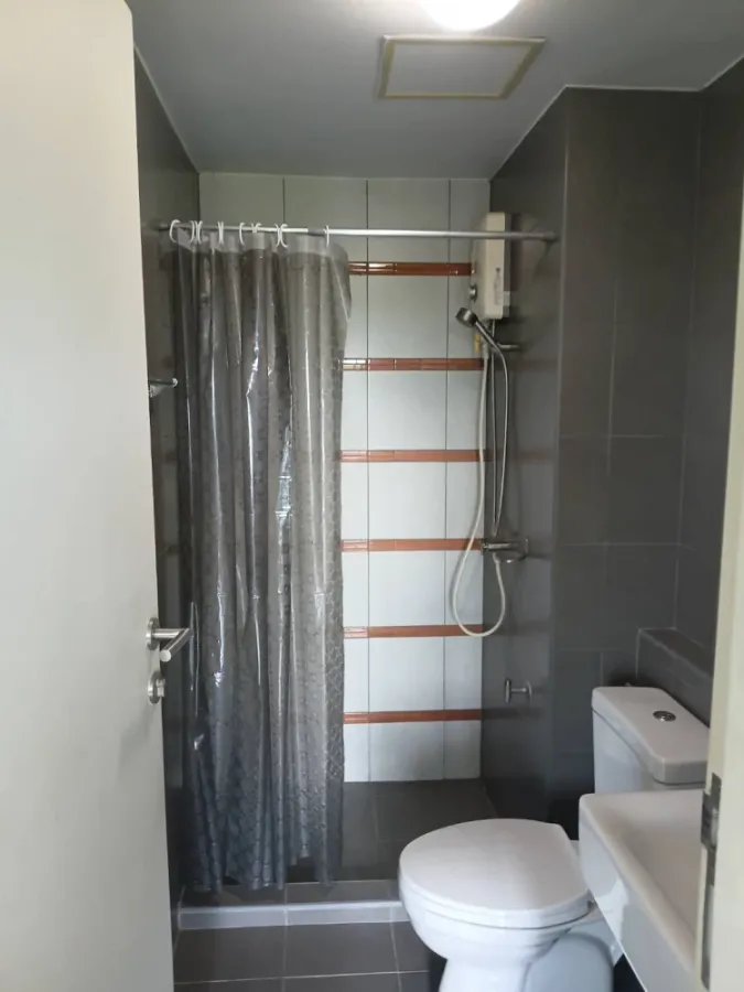 For rent: dcondo Campus Resort Rangsit, 7th floor, fully furnished, ready to move in. Book now!