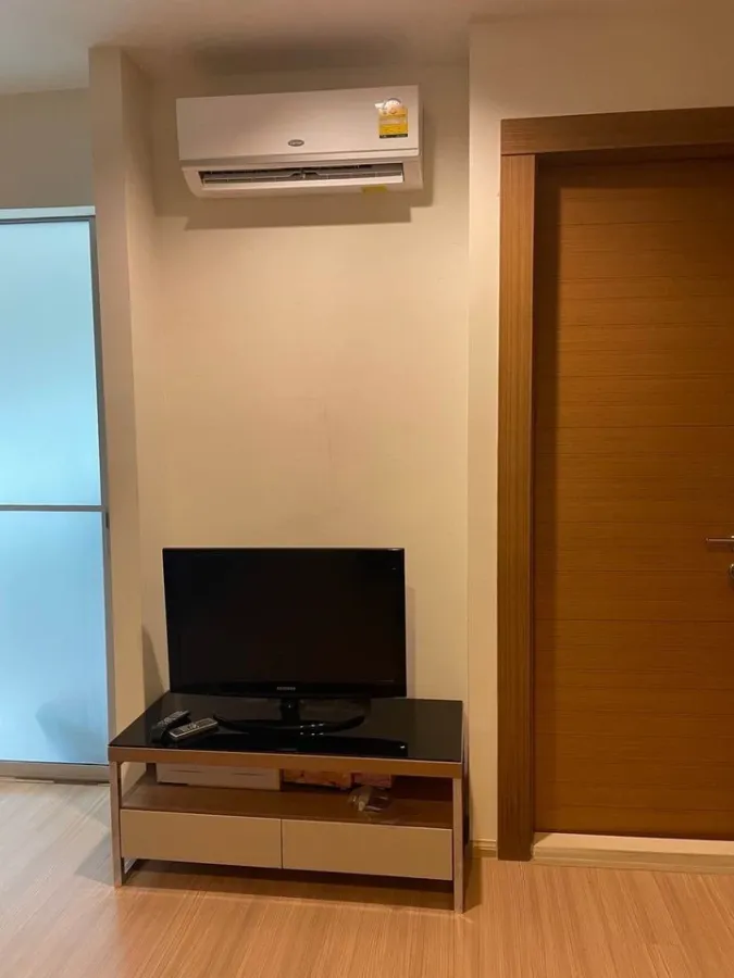 For sale or rent: Rhythm Ratchada-Huai Khwang, spacious room, comfortable, not cramped, fully furnished, don't miss it.