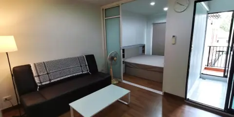ให้เช่า Regent home 18 ห้องกั้นเป็นสัดส่วน แยกโซนชัดเจน มาพร้อมเครื่องซักผ้าในตัว รีบจองเลยจ้า