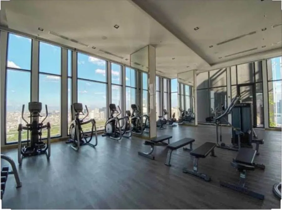 Urgent for rent Life One Wireless พื้นที่ใช้สอยจุใจ built-in โซฟาอย่างดี หิ้วกระเป๋าเข้าอยู่เลย