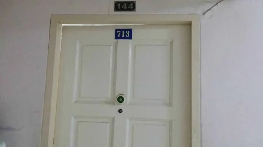 For sale: Ratchada City Condo, corner room, not crowded, comes with a lot of usable space, don't miss it.