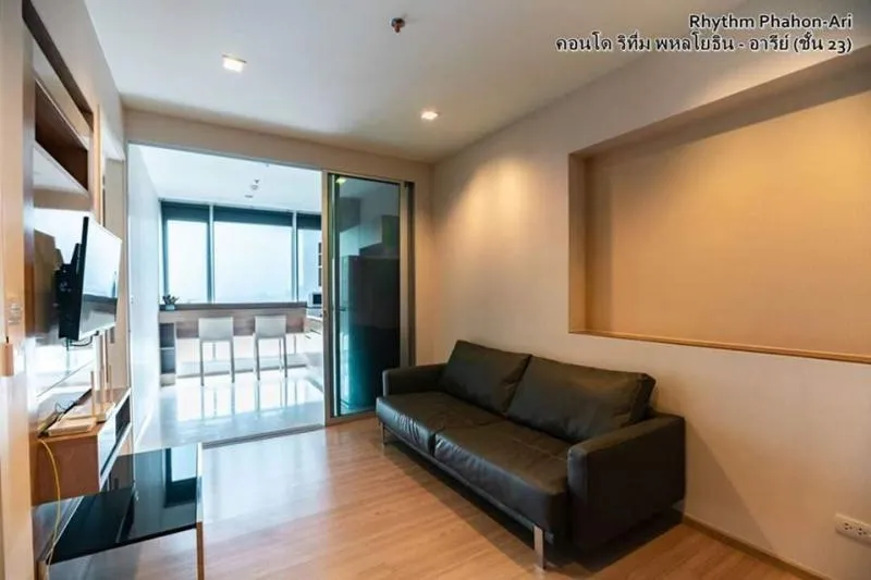 Rhythm Phahon-Ari for sale, new room, 1 bedroom, fully furnished, corner room, great view, hurry up, don't miss it.