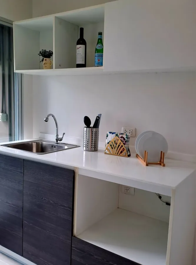 For rent, D Condo Sukhumvit 109, Buit-In furniture, the whole room, decorated in a bang, not booking is extremely missed.