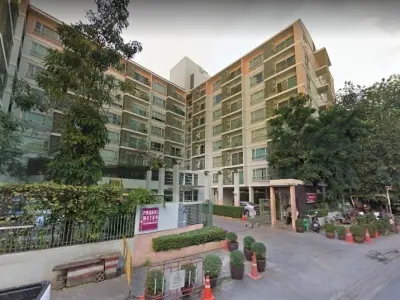 Condo Phahol Metro