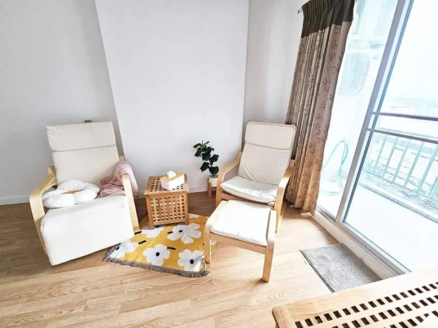 Condo for sale, Lumpini Ville Chaeng Watthana-Pak Kret, 12A floor, separated room, with built-in furniture. Don't wait.