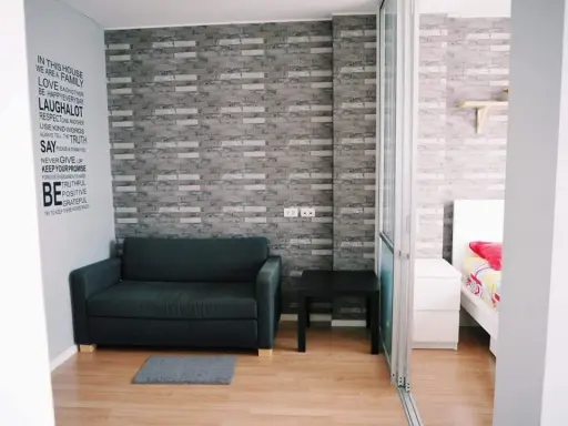 Urgent sale !! Condo Lumpini Ville On Nut 46, equipped with furniture, good location, close to the source of food, do not miss !!