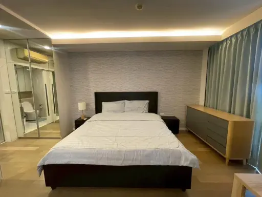 For rent: MODE Sukhumvit 61. Spacious room with ample usable space. Great location and complete amenities. Book now! images