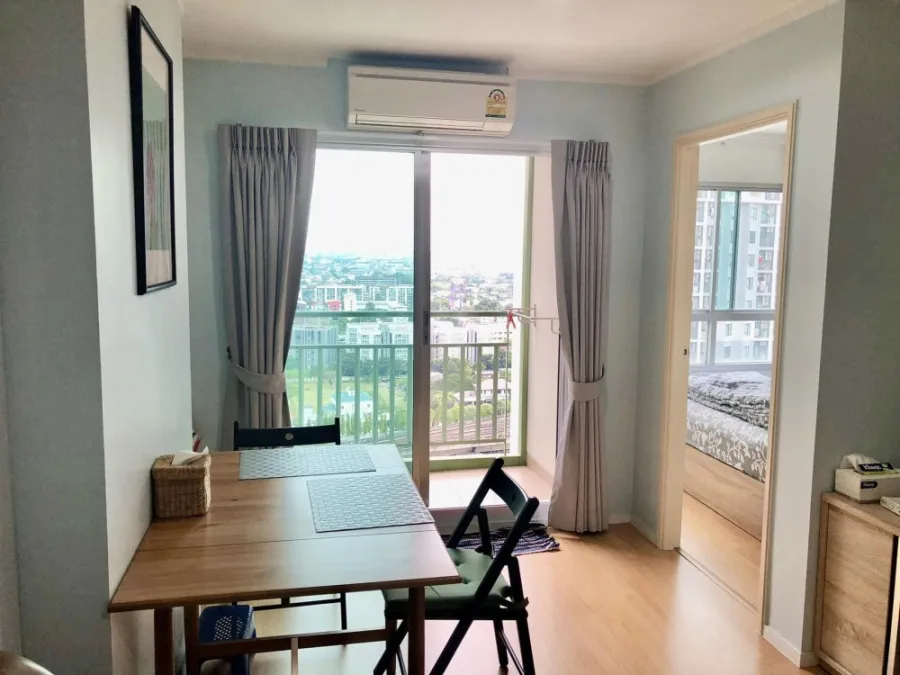 For sale, Lumpini Place Srinakarin-Huamark Station, spacious room, beautifully decorated, livable, buy now, don't miss it.