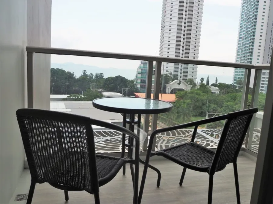 Condo for rent, The Riviera Wongamat Beach (North Pattaya), sea view, privacy. proportional room