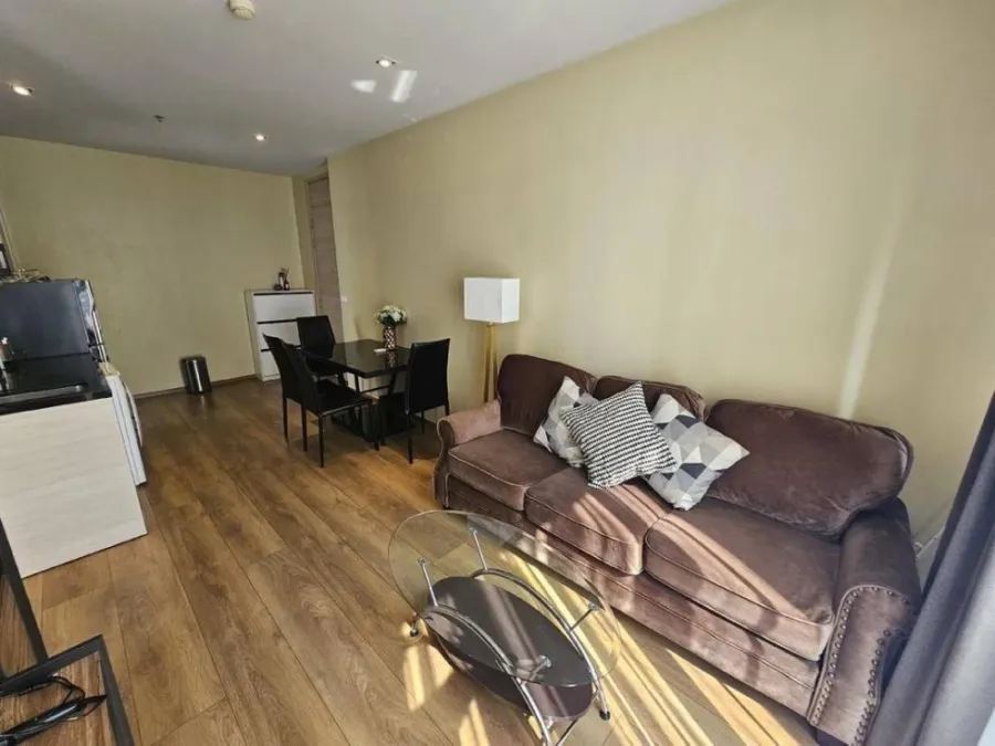 For rent: Park 24 Origin Phrom Phong, a nice room, decorated in a controlled tone, with complete facilities. Book now!