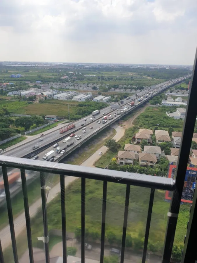 Condo for sale, A Space Mega, size 28 sq.m., 21st floor, near the mall, convenient to travel, hurry to reserve before it's gone!!