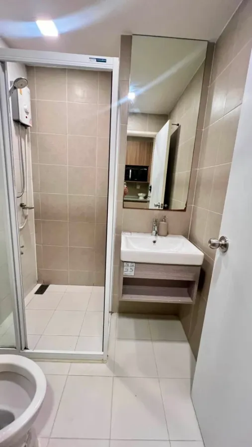 For sale or rent: Kave Town Shift, Building B. This is the only building in the complex where the management office receives parcels and food deliveri