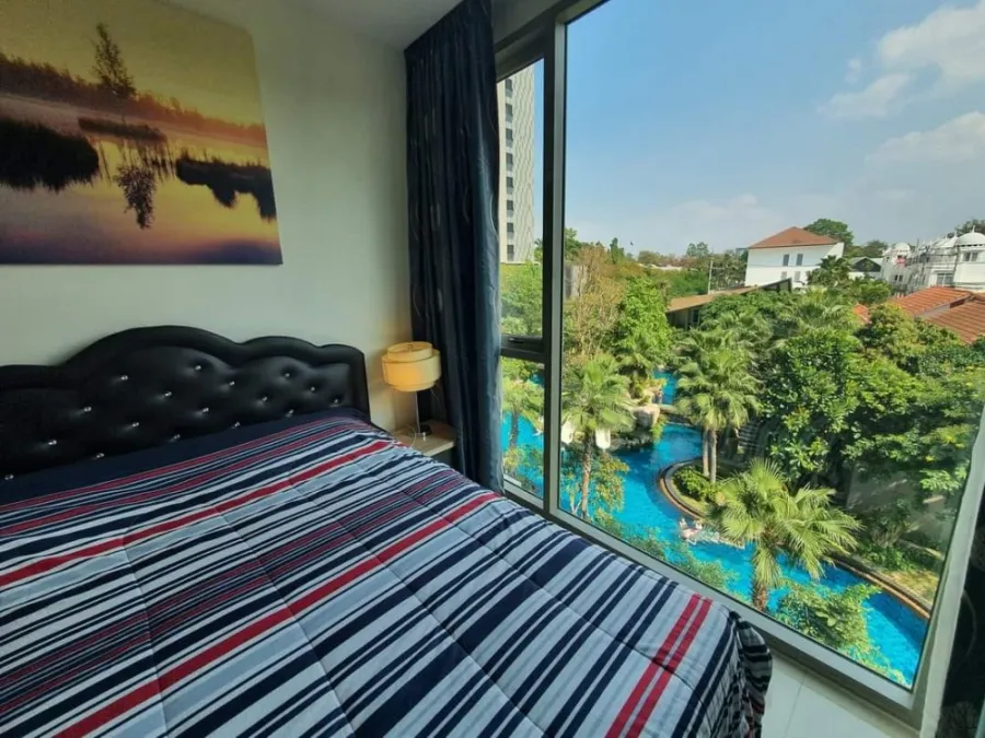 Condo for rent, The Riviera Wongamat Beach (North Pattaya), pool view, beautiful room, ready to move in.