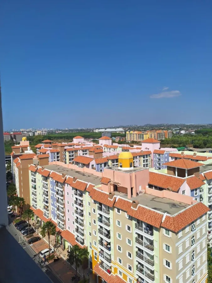 ให้เช่า น้ำทะเล คอนโดมิเนียม (จอมเทียน) อยู่ห้องมุมวิวสวยชั้น P (Penthouse) หิ้วกระเป๋าเข้าอยู่ได้เลย