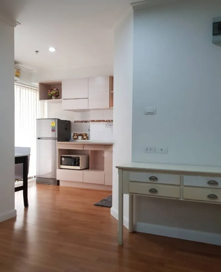 For rent, Lumpini Place Rama 4 - Kluaynamthai, fully furnished, convenient transportation, do not miss