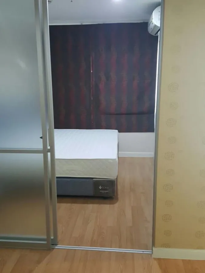 Condo for rent, Lumpini Park Pinklao, 10th floor, pool view, ready to move in, good atmosphere, don't miss it!!