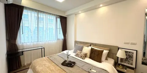 ขาย JRY Condo Rama 9 ตกแต่งด้วยเฟอร์นิเจอร์ SB ทั้งห้อง น่าอยู่มาก เดินทางสะดวกสบาย รีบจับจองเลย