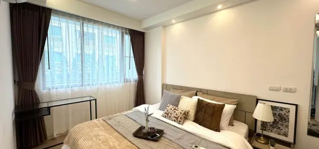 ขาย JRY Condo Rama 9 ตกแต่งด้วยเฟอร์นิเจอร์ SB ทั้งห้อง น่าอยู่มาก เดินทางสะดวกสบาย รีบจับจองเลย images