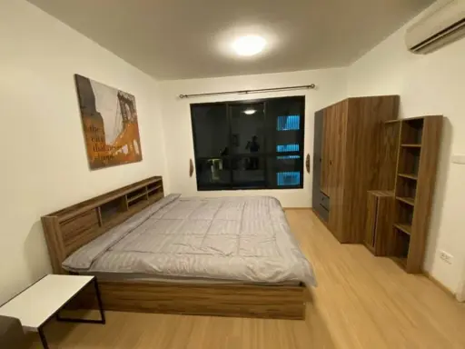 For rent, Be You Chokchai 4, corner room, quiet, private Separate the kitchen into proportions. Reserve quickly.