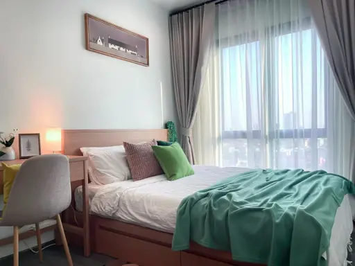 For sale: The Rich @ Sathorn-Taksin, 17th floor, good view, stylishly decorated, fully furnished, just bring your bags and move in.