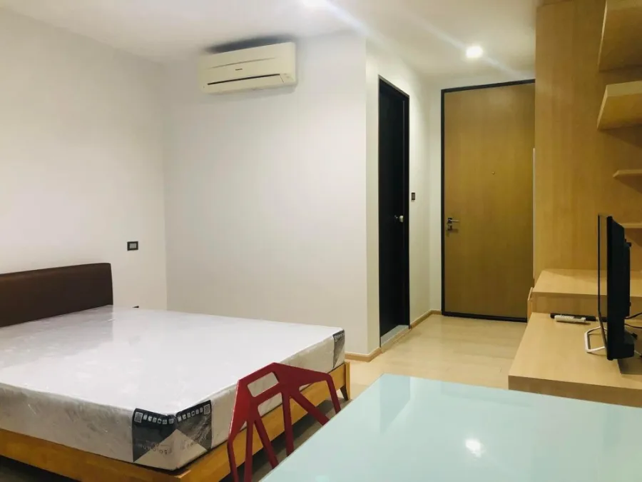 For sale or rent Nice Suites Sanambinnam 2 STUDIO rooms, open and airy, comfortable to the eyes, extremely clean rooms. Hurry and reserve now.